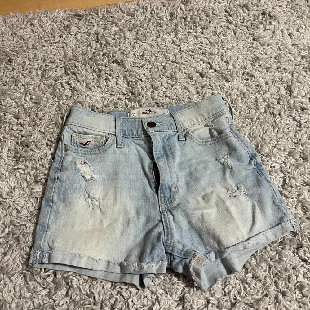 Hollister jean shorts!!